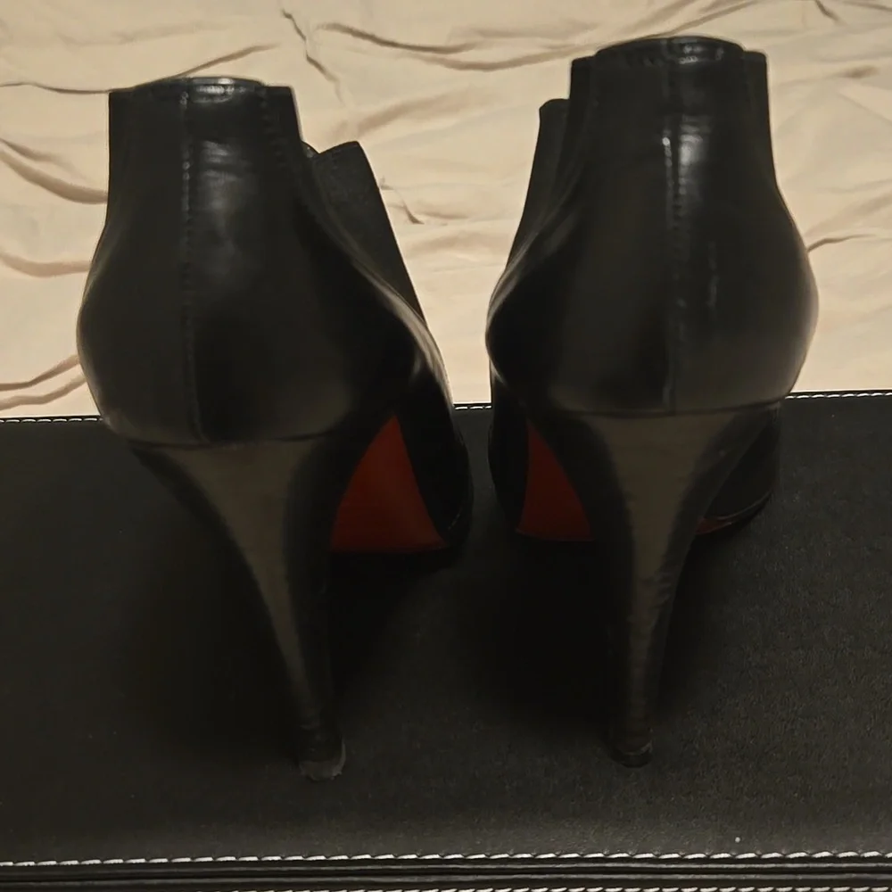 HP! Christian Louboutin D'Orsay Booties- Comes With Dust Bag - Picture 11 of 17